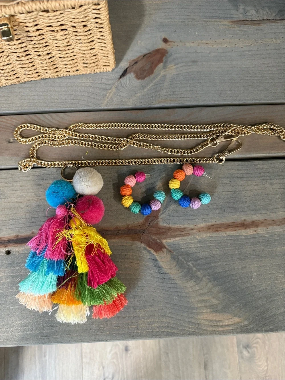 Woven Box Handbag with Gold Accent - Tan with matching earrings and purse charm